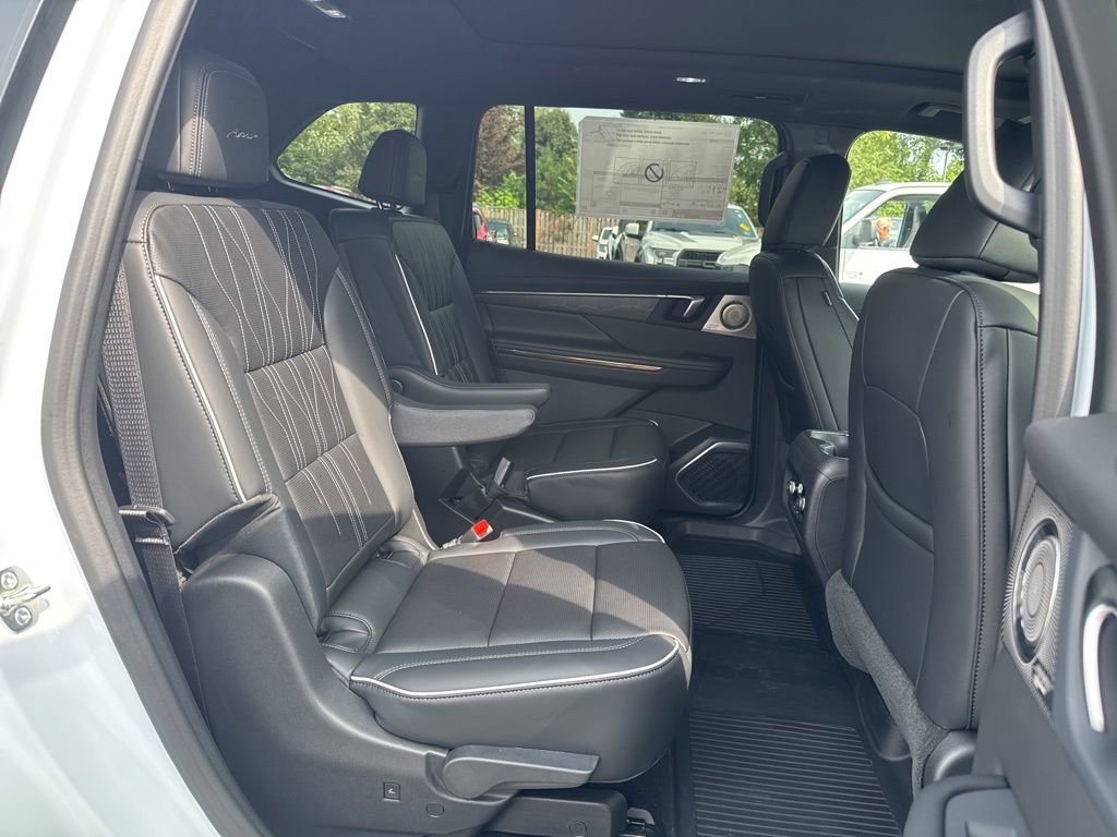 New 2026 Buick Enclave Avenir image 14