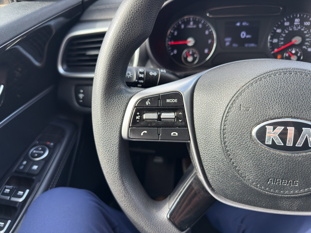 Used 2020 Kia Sorento LX image 17