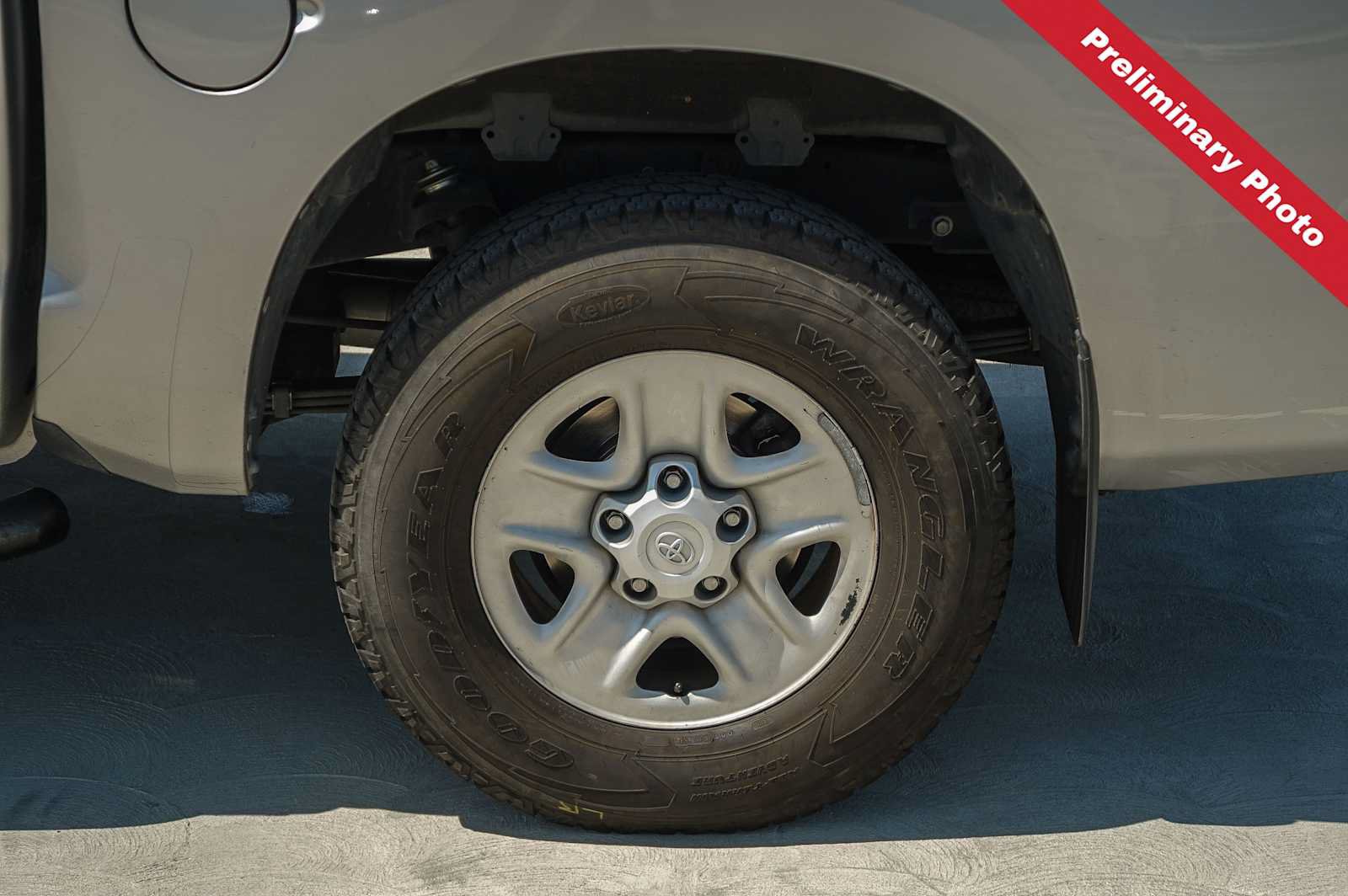 Used 2012 Toyota Tundra 2WD CrewMax w/ Tow Pkg image 11