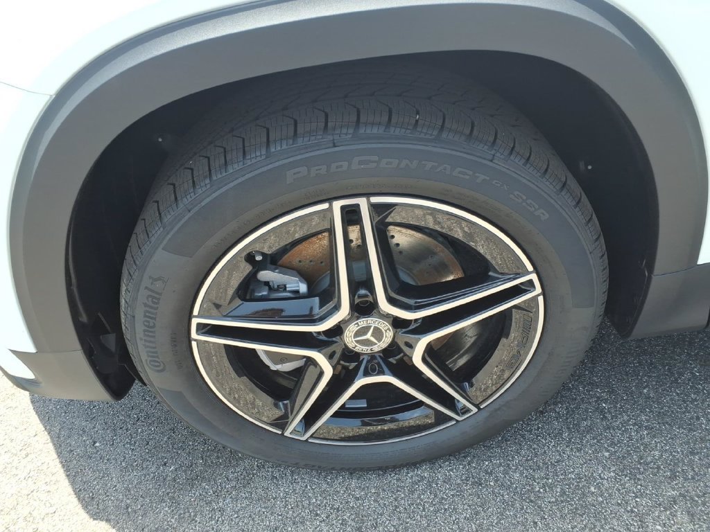 New 2026 Mercedes-Benz GLB 250 4MATIC image 10