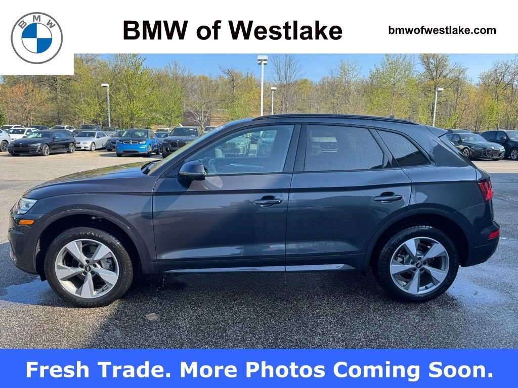 Used 2020 Audi Q5 2.0T Premium w/ Titanium Sport Package AWD/4WD image 2