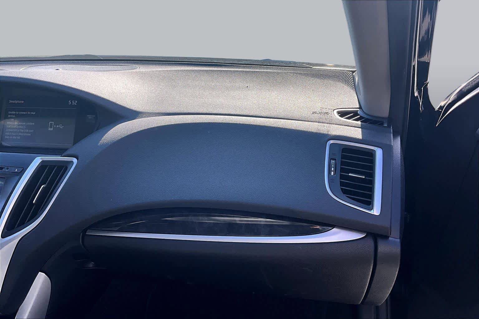Used 2018 Acura TLX w/ Technology Package FWD image 18