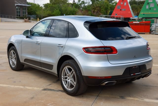 Used 2017 Porsche Macan AWD/4WD image 8