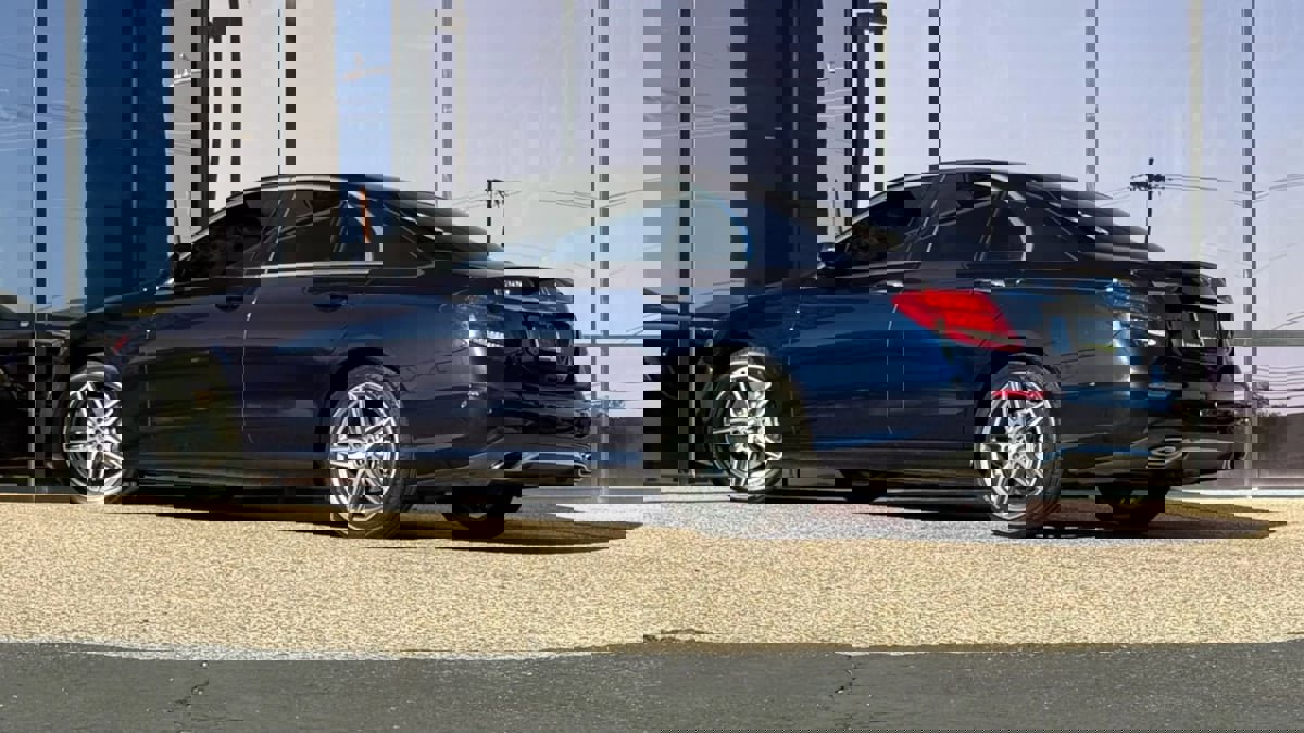 Used 2018 Mercedes-Benz E 300 image 7