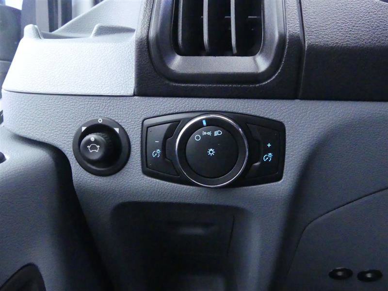 Used 2018 Ford Transit 250 148 Medium Roof image 18