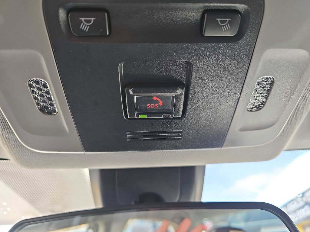 Used 2021 Toyota Camry LE image 41