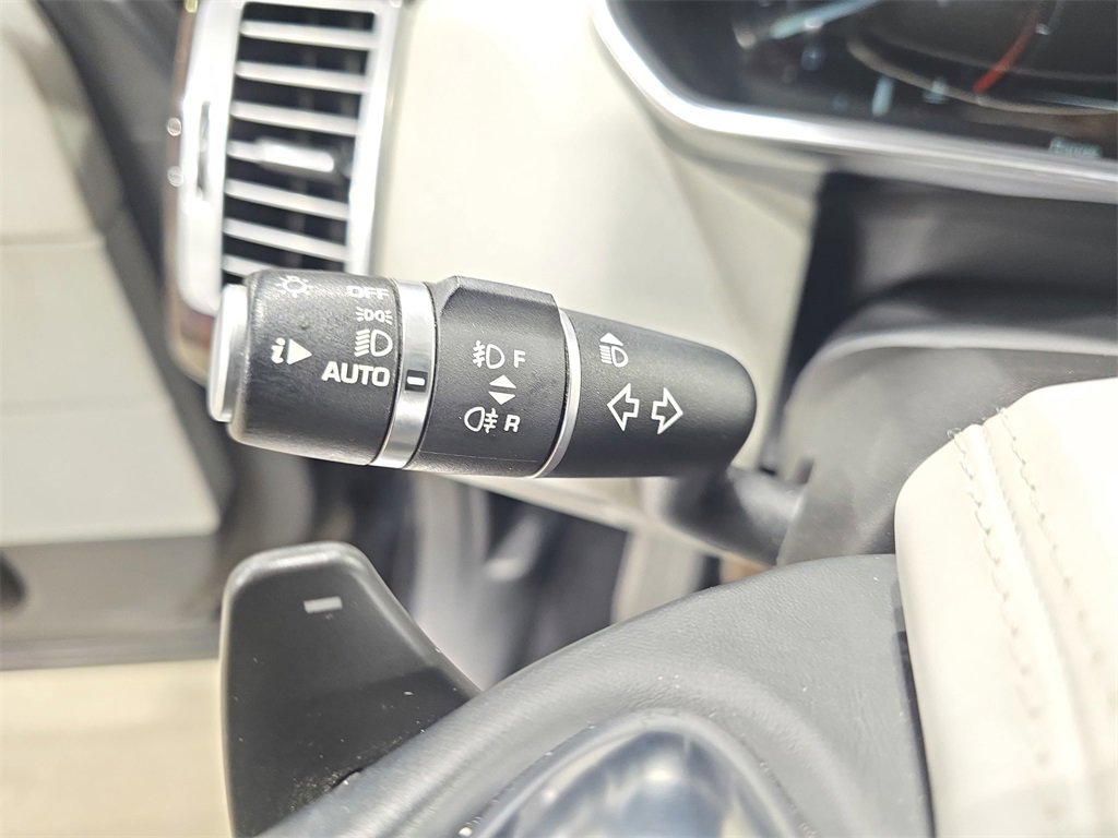 Used 2016 Land Rover Range Rover HSE image 27