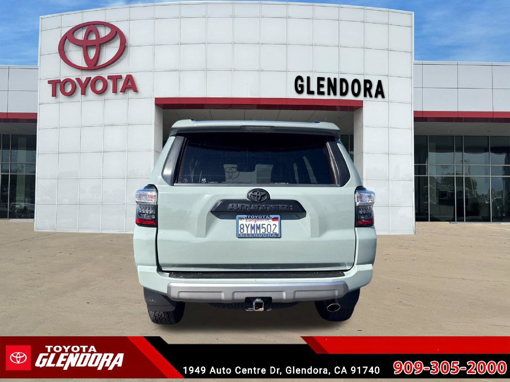 Certified 2022 Toyota 4Runner TRD Off-Road Premium AWD/4WD image 9