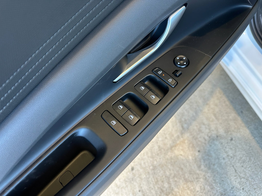 New 2026 Hyundai Elantra SE w/ Cargo Package image 10