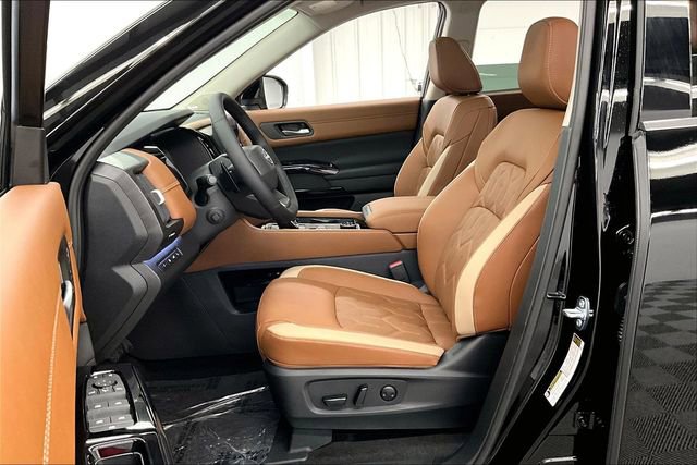 New 2026 Nissan Pathfinder Platinum image 10