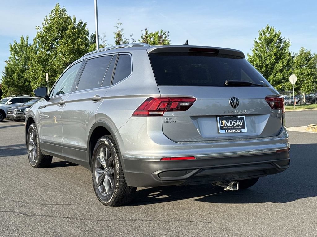Used 2023 Volkswagen Tiguan SE AWD/4WD image 5