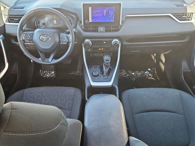 Used 2024 Toyota RAV4 XLE image 18