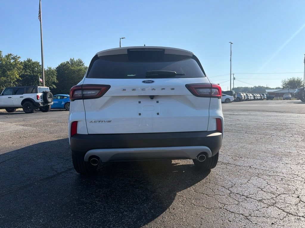 Used 2025 Ford Escape Active FWD image 6