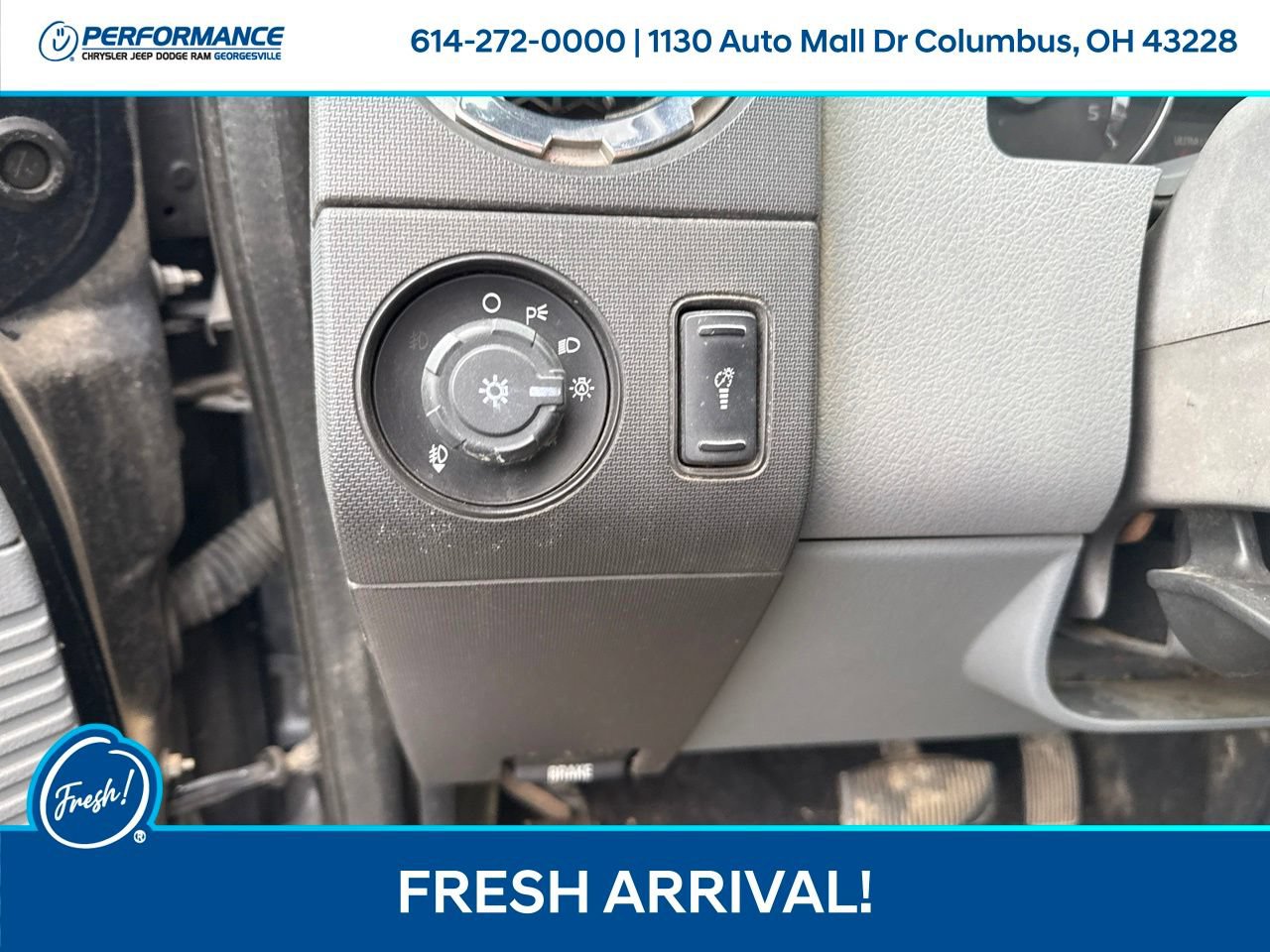 Used 2012 Ford F350 XLT w/ XLT Premium Pkg AWD/4WD image 17