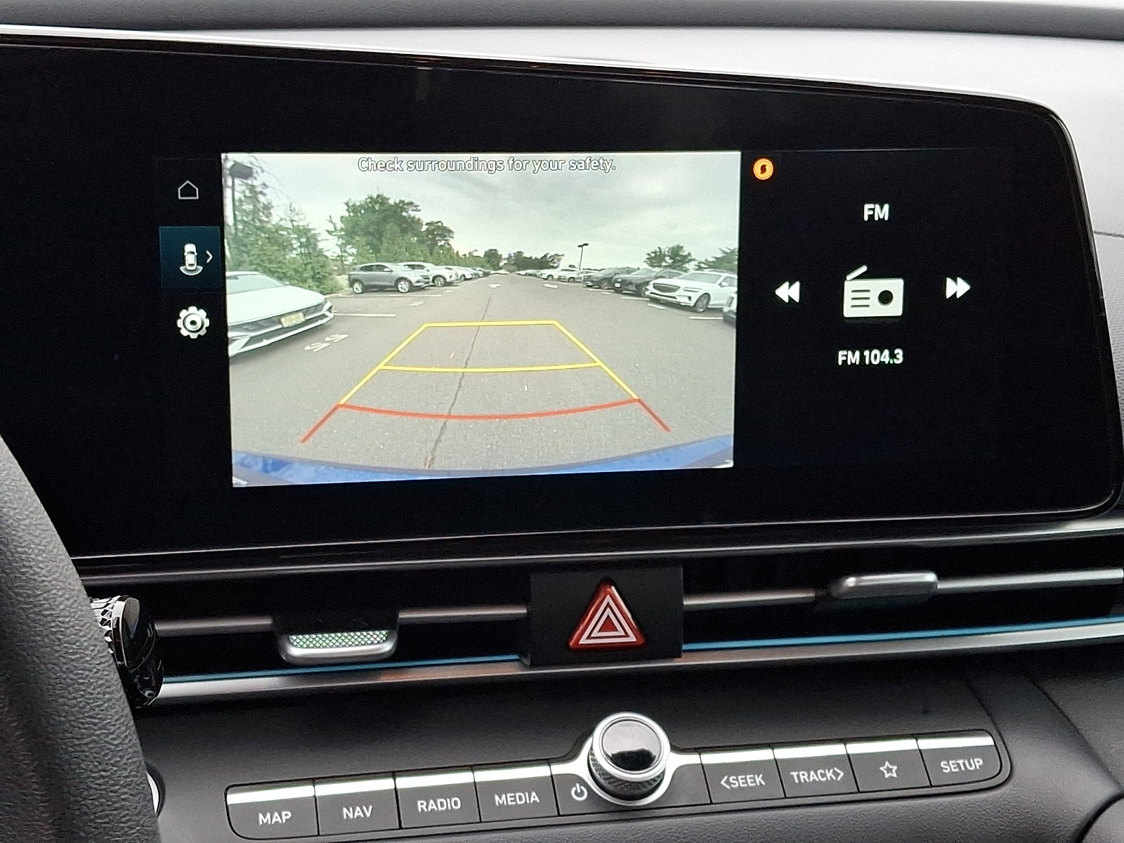 Used 2024 Hyundai Elantra SEL FWD image 21