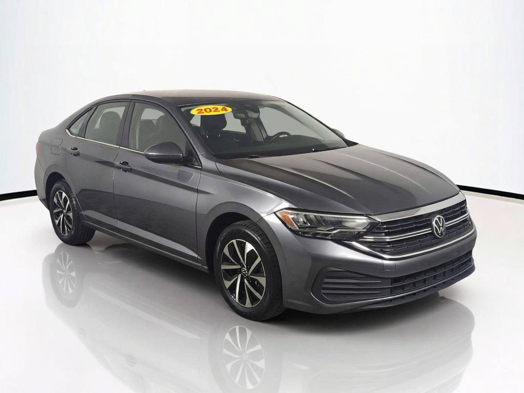 Used 2024 Volkswagen Jetta S FWD image 2