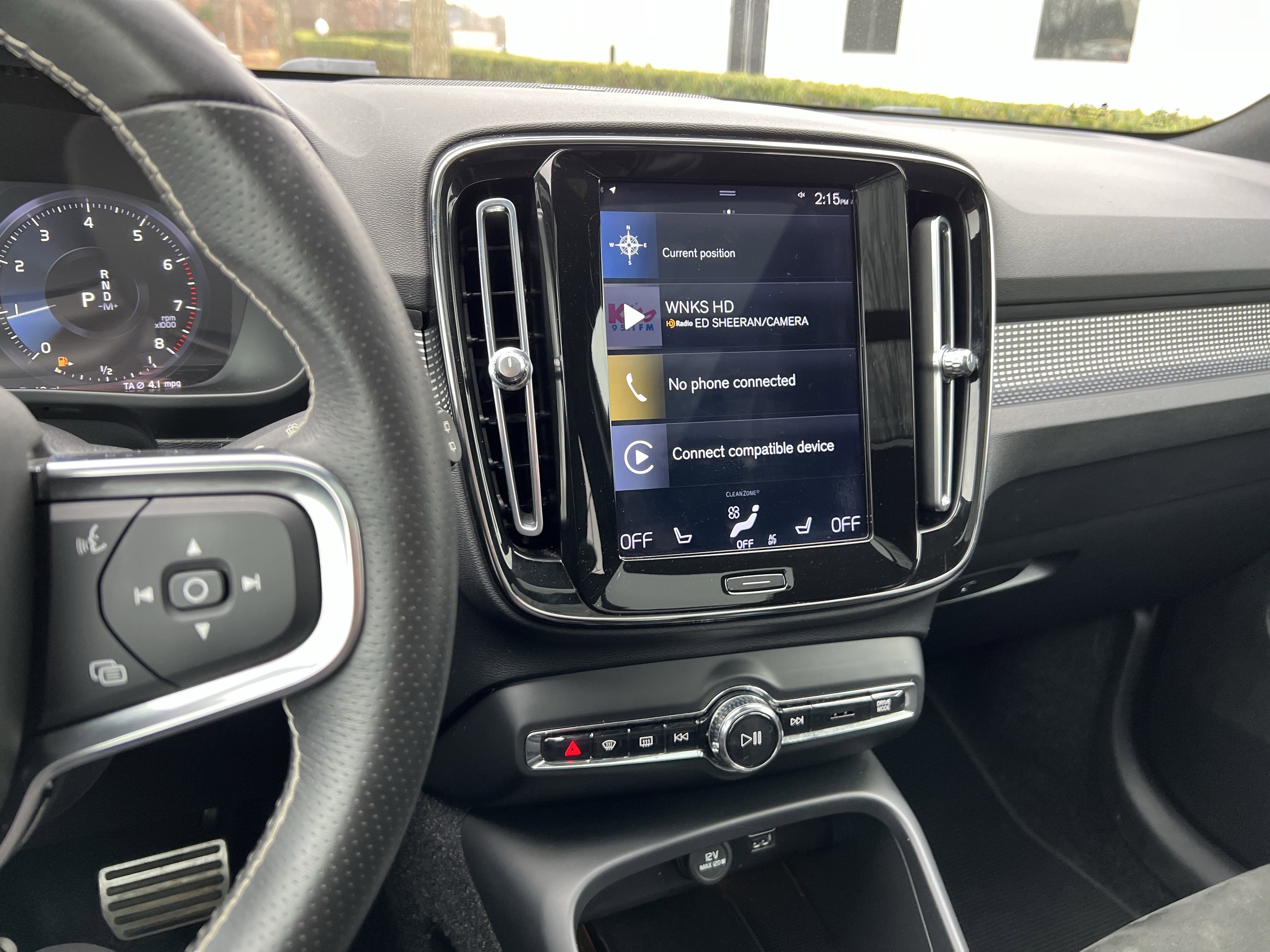 Used 2021 Volvo XC40 T5 R-Design w/ Advanced Package image 31