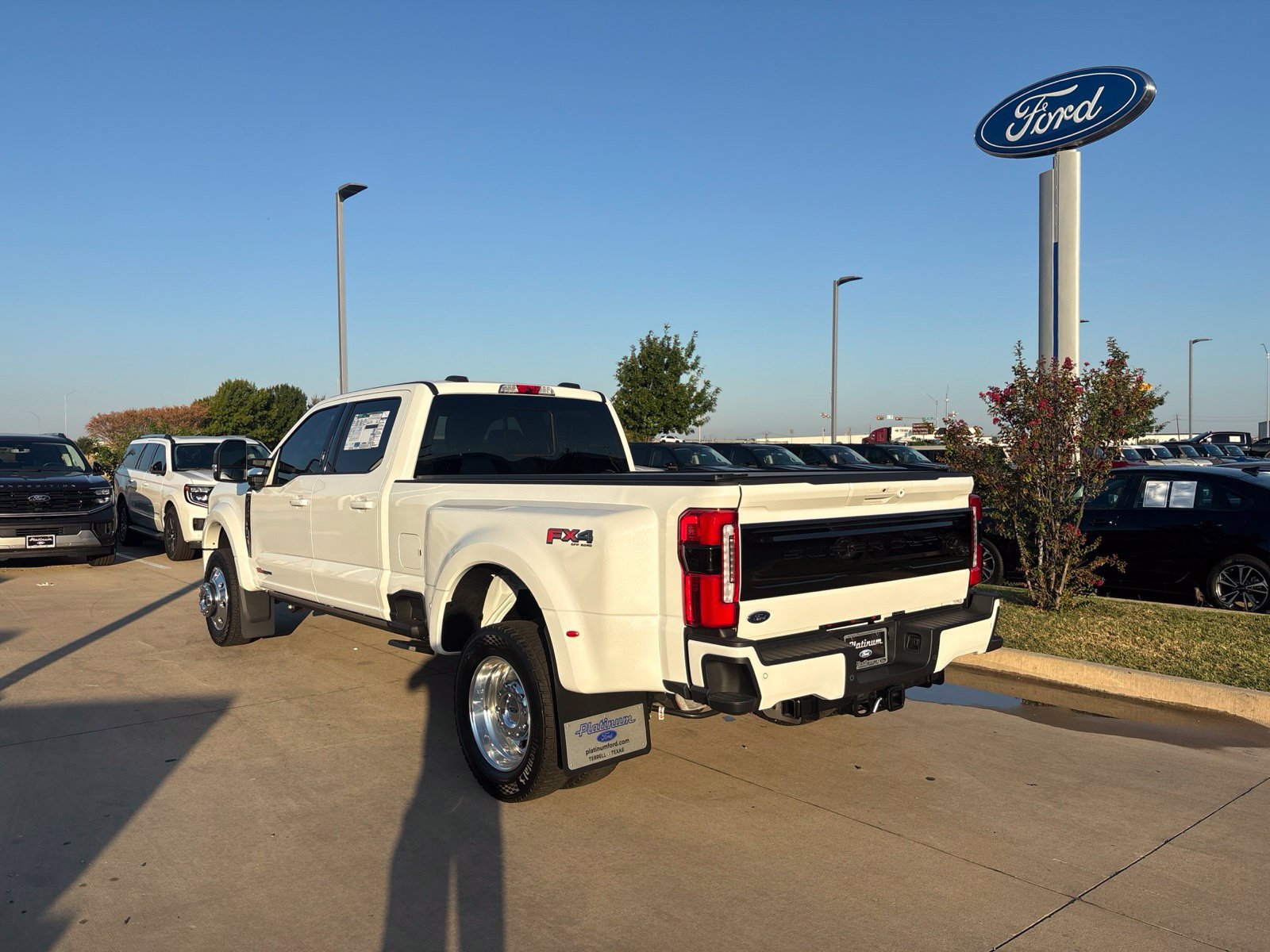 New 2026 Ford F450 Platinum w/ FX4 Off-Road Package AWD/4WD image 3