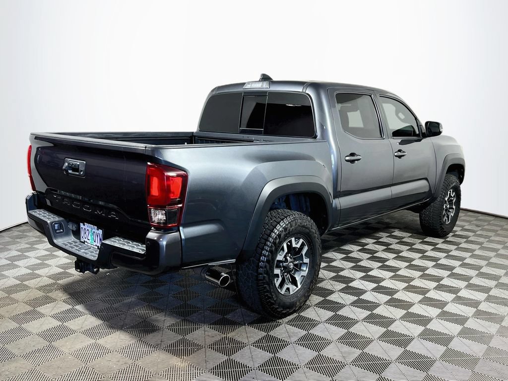 Certified 2022 Toyota Tacoma TRD Off-Road w/ Technology Package RWD image 7
