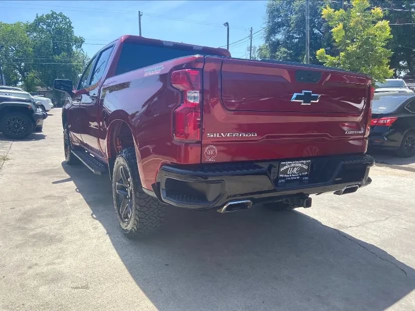 Used 2021 Chevrolet Silverado 1500 Custom Trail Boss AWD/4WD image 5