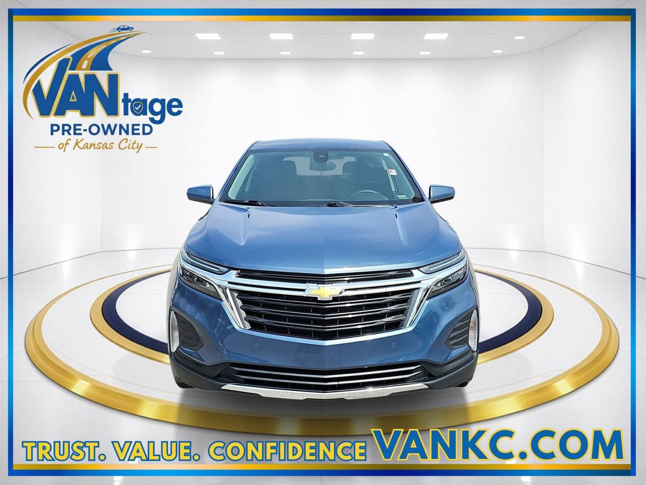 Used 2024 Chevrolet Equinox LT image 2