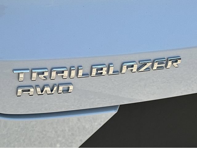 Used 2025 Chevrolet TrailBlazer ACTIV w/ Convenience Package AWD/4WD image 16
