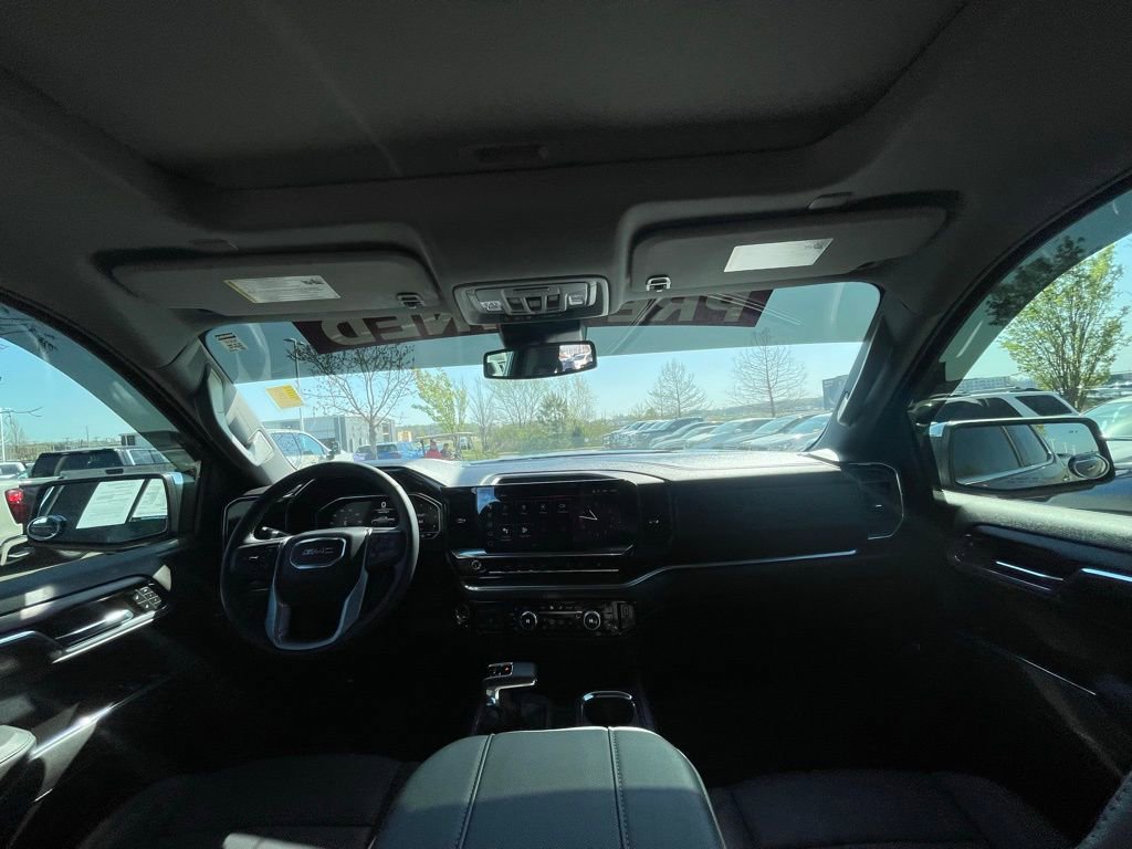 Used 2024 GMC Sierra 1500 SLT w/ SLT Premium Plus Package image 27