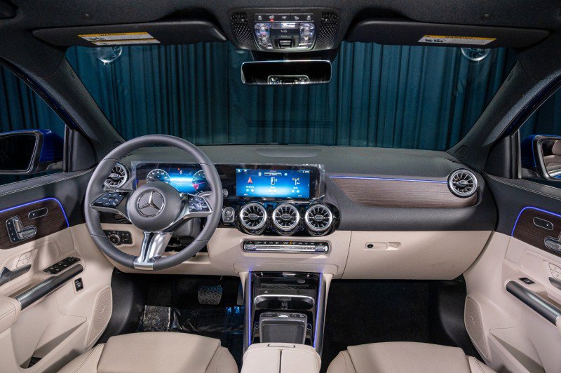 Certified 2025 Mercedes-Benz GLA 250 image 15