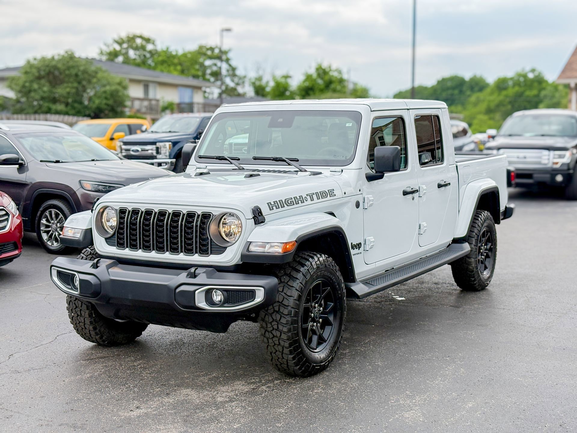 Used 2025 Jeep Gladiator Sport AWD/4WD image 8
