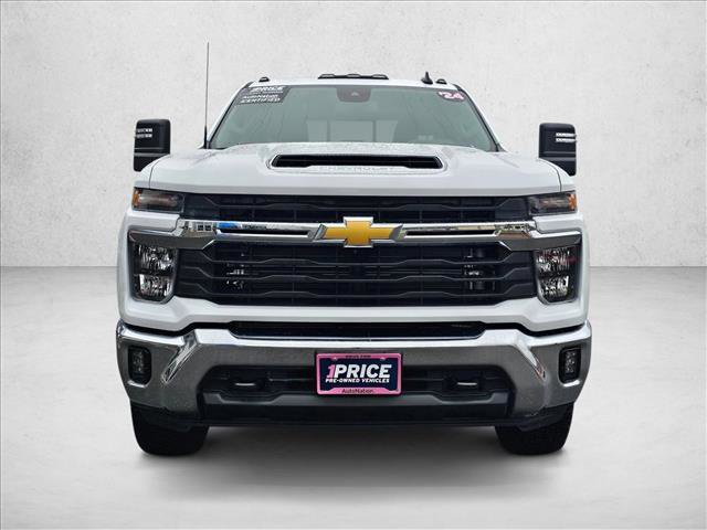 Used 2024 Chevrolet Silverado 3500 LT w/ Safety Package image 8