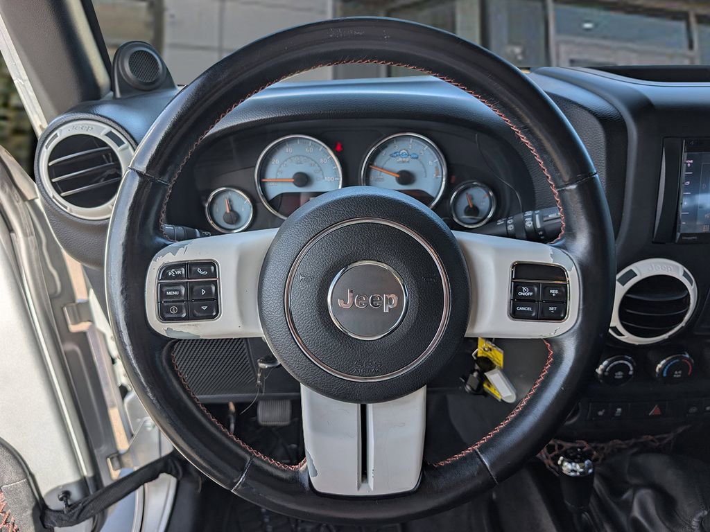 Used 2012 Jeep Wrangler Sahara image 21