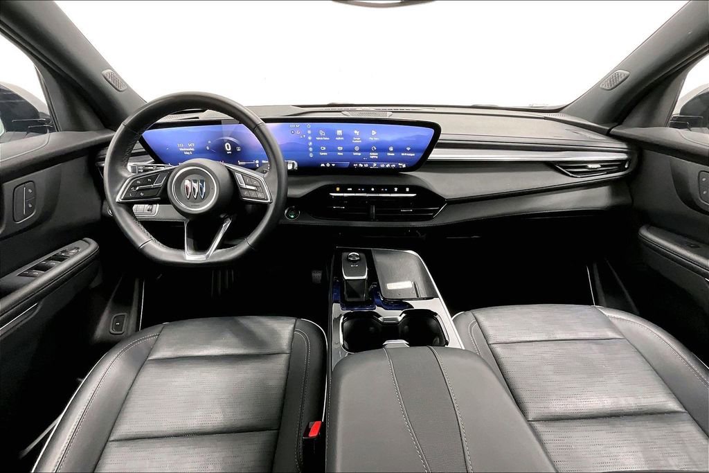 Used 2025 Buick Enclave Sport Touring FWD image 18