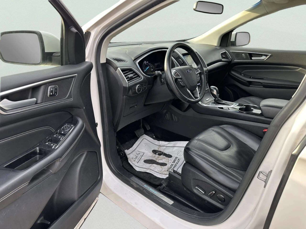 Used 2016 Ford Edge Titanium w/ Canadian Touring Package AWD/4WD image 13