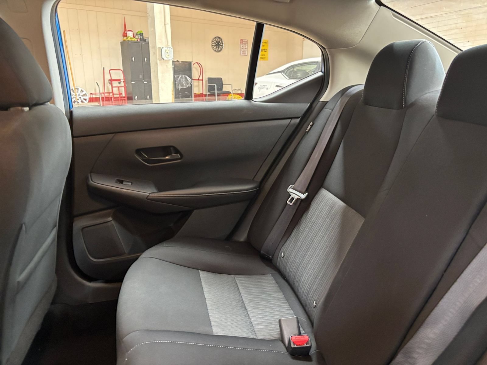 Used 2025 Nissan Sentra SV FWD image 32
