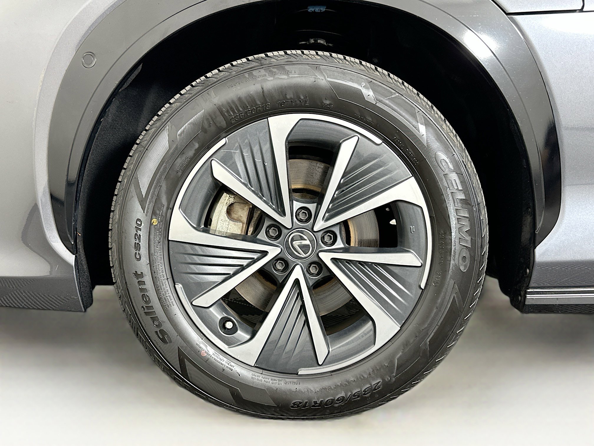 Used 2023 Lexus RZ 450e Premium w/ Technology Package image 11