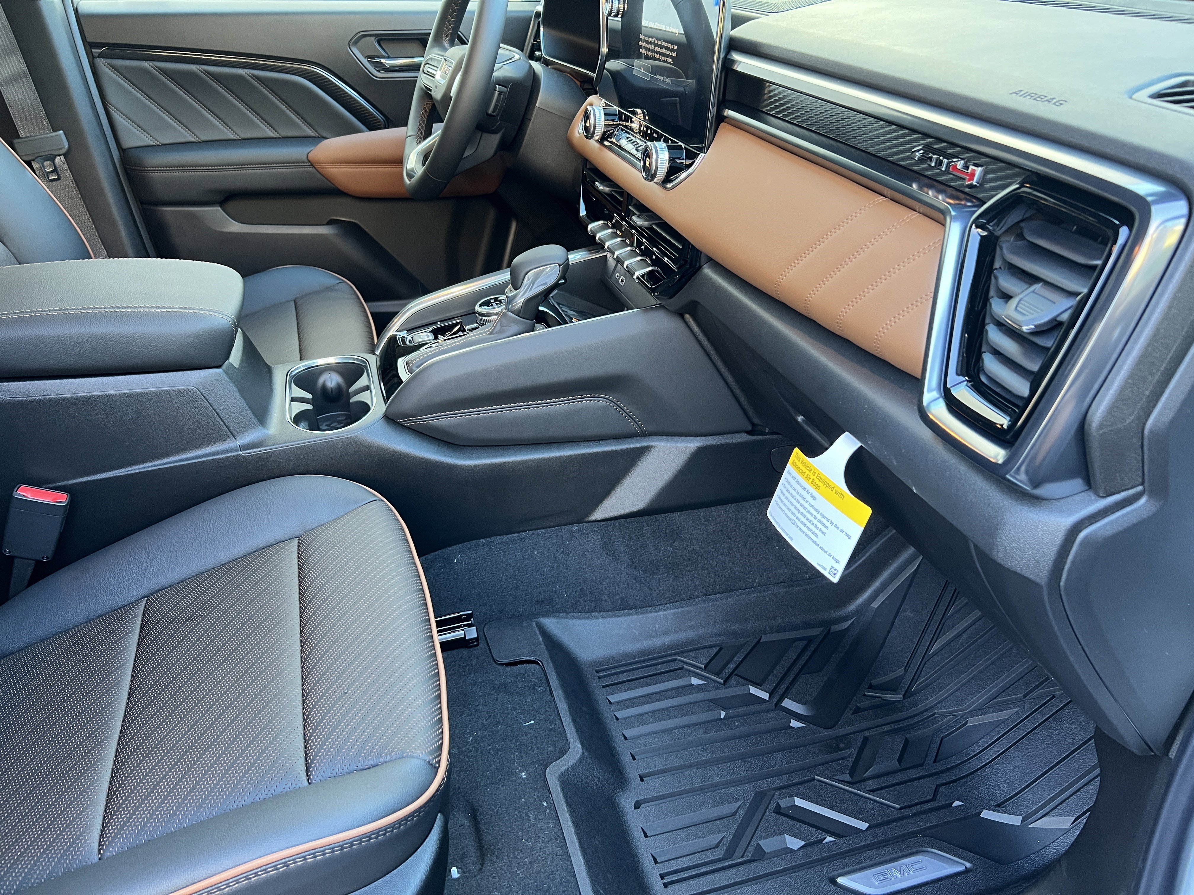 New 2026 GMC Canyon AT4 w/ Technology Plus Package image 20