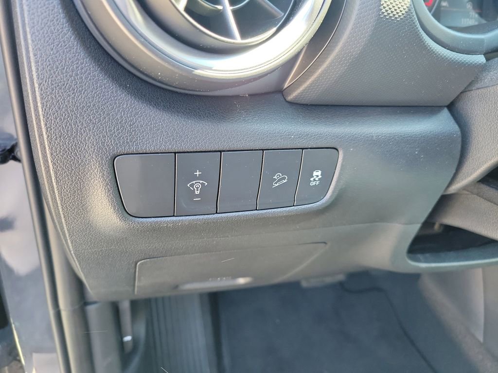 Certified 2023 Hyundai Kona SEL image 22