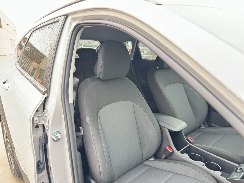 New 2025 Hyundai Kona SEL FWD image 30