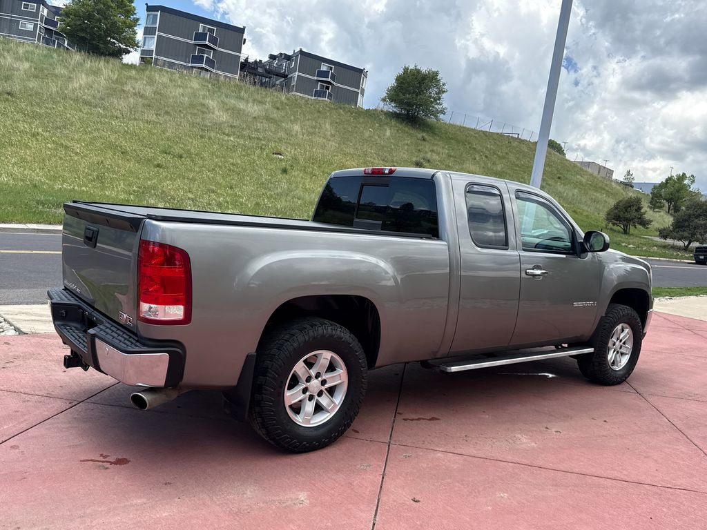 Used 2009 GMC Sierra 1500 SLT w/ Max Trailering Pack AWD/4WD image 8
