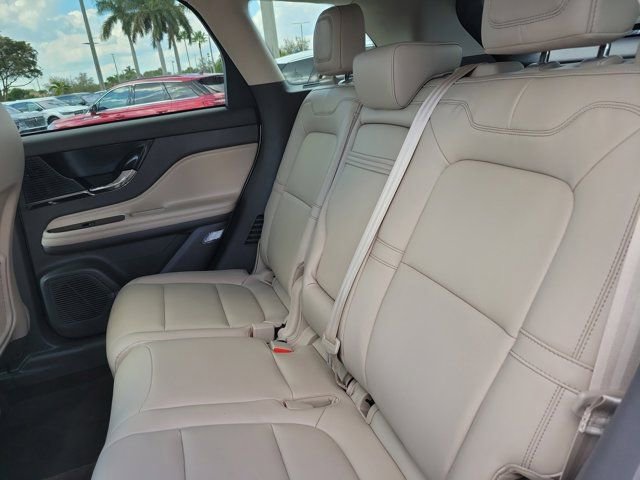 Certified 2022 Lincoln Corsair FWD image 16