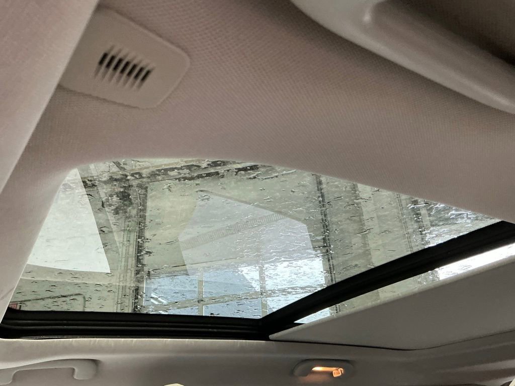 Used 2018 Jeep Compass Limited w/ Navigation Group image 5