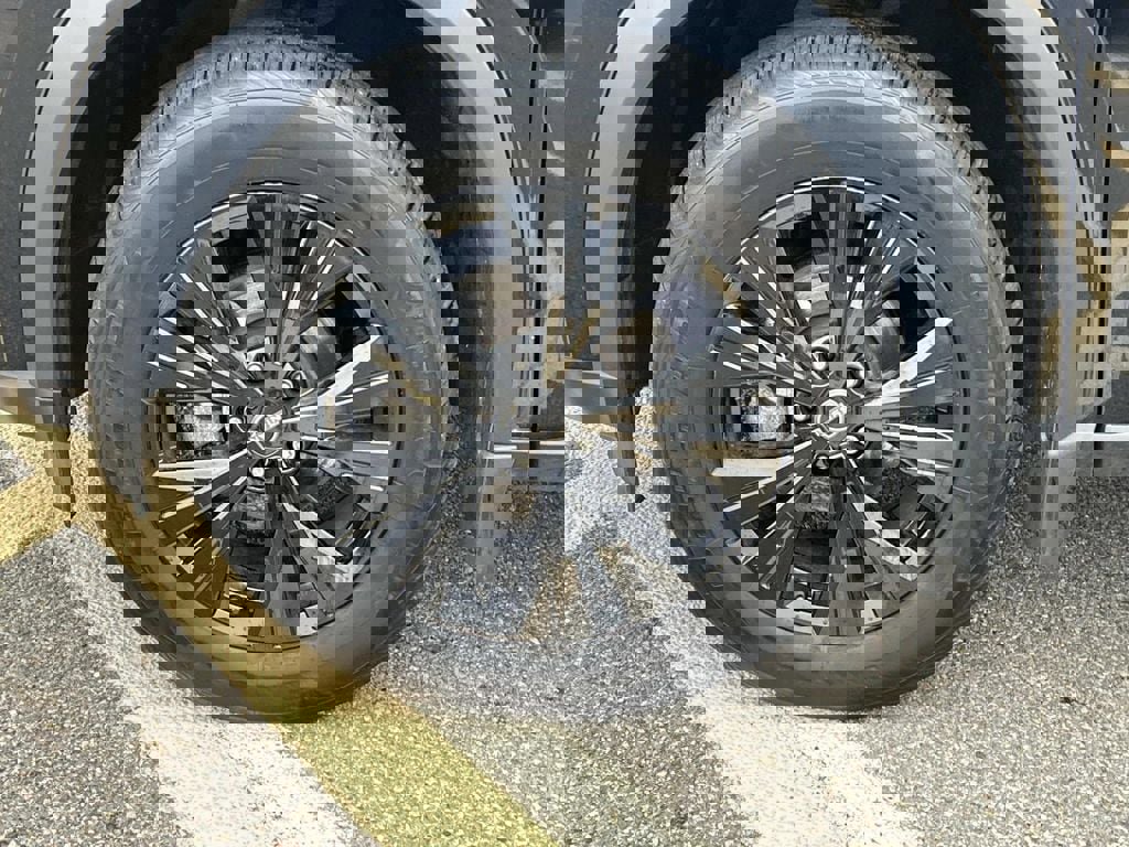 Certified 2023 Nissan Rogue SV w/ SV Premium B Package AWD/4WD image 9