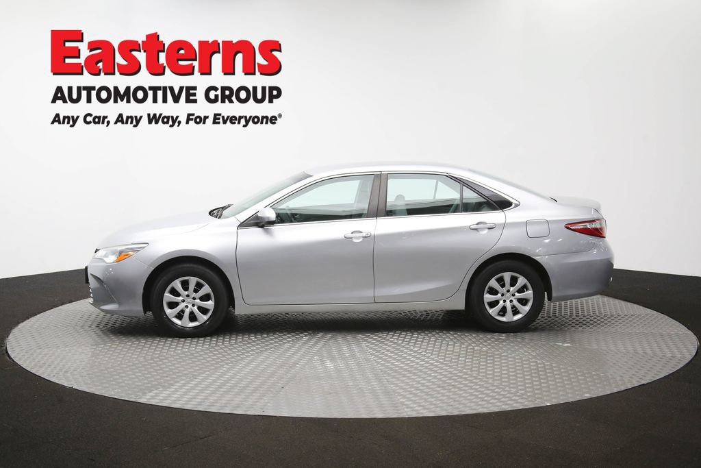 Used 2015 Toyota Camry LE FWD image 58