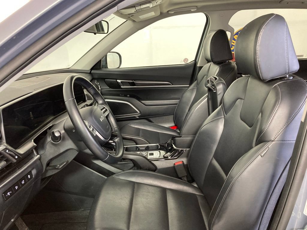 Used 2025 Kia Telluride S AWD/4WD image 12