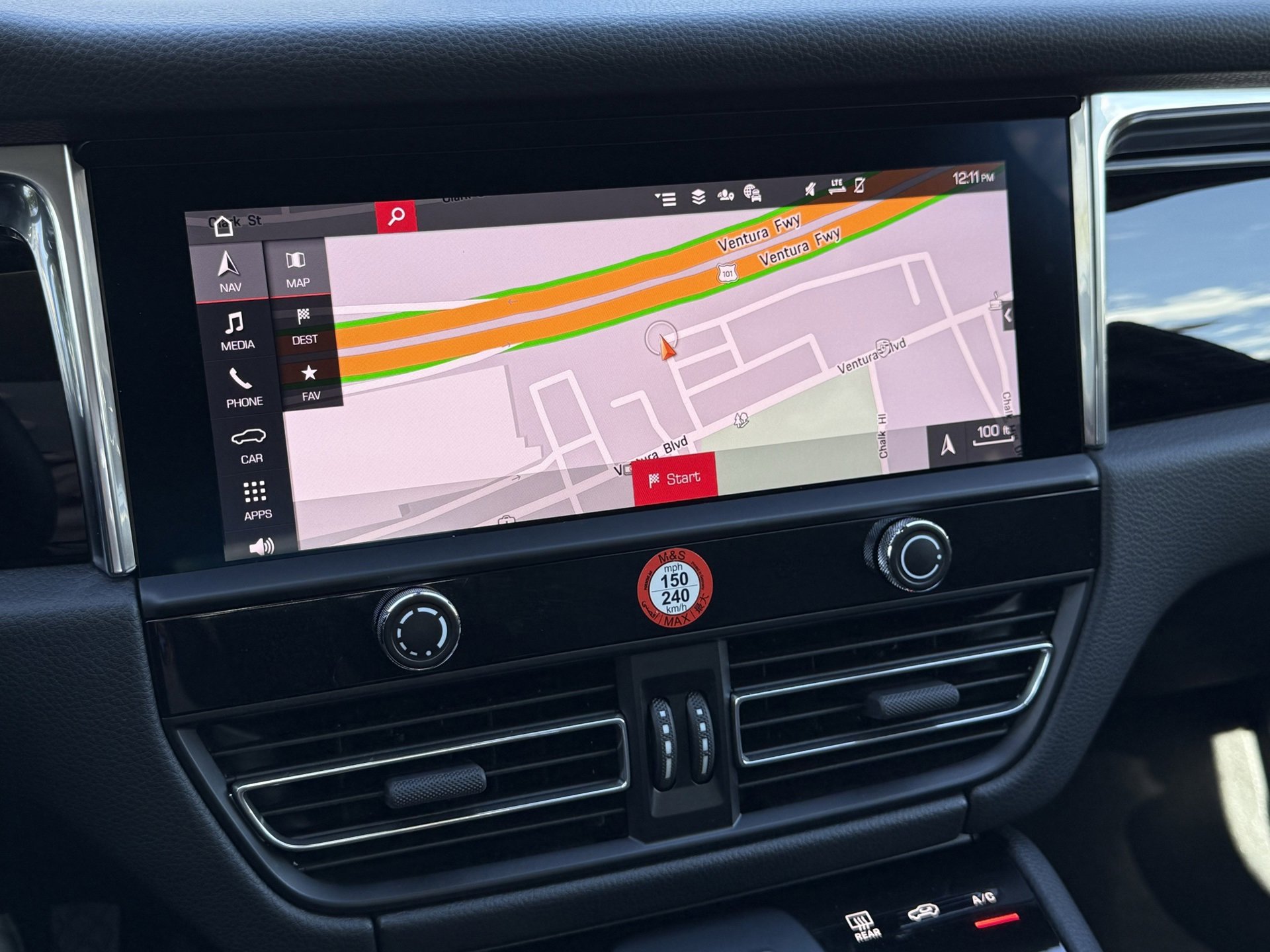 Used 2025 Porsche Macan image 20