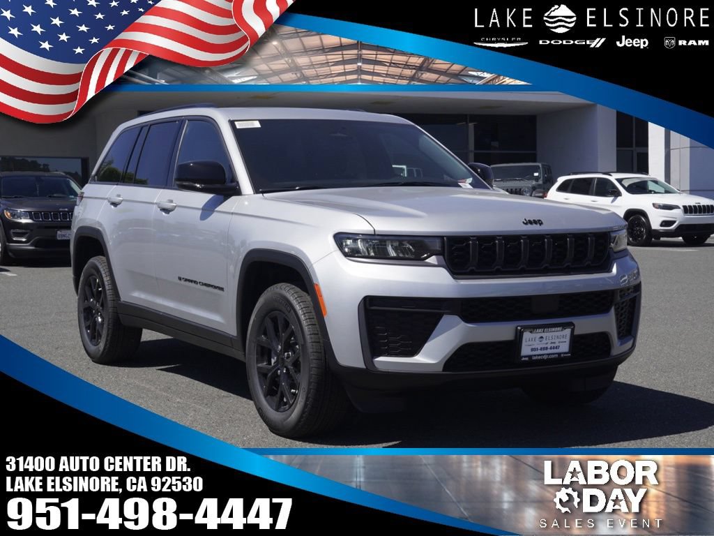 New 2026 Jeep Grand Cherokee Altitude AWD/4WD image 1