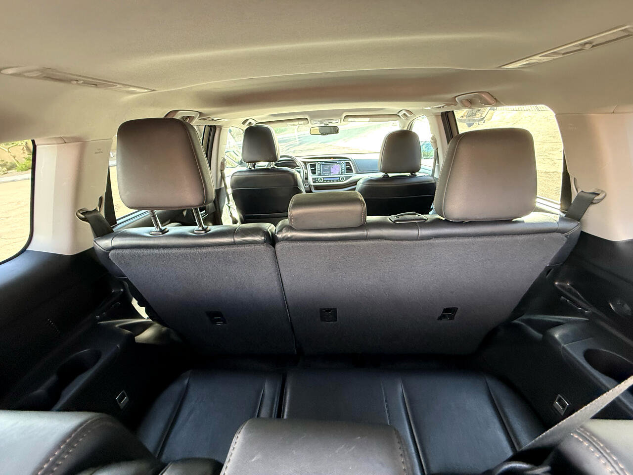 Used 2015 Toyota Highlander XLE image 14