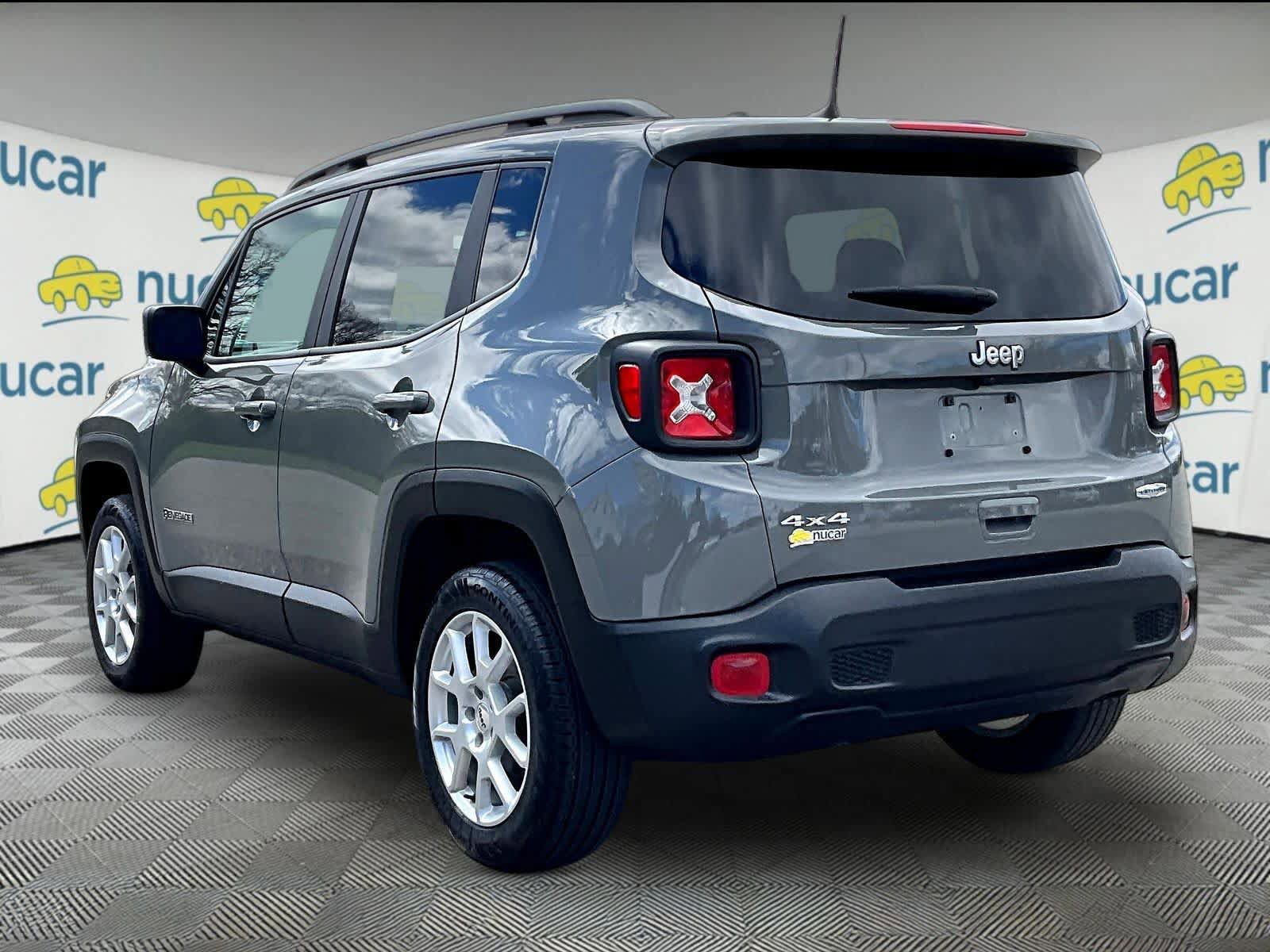 Used 2022 Jeep Renegade Latitude image 4