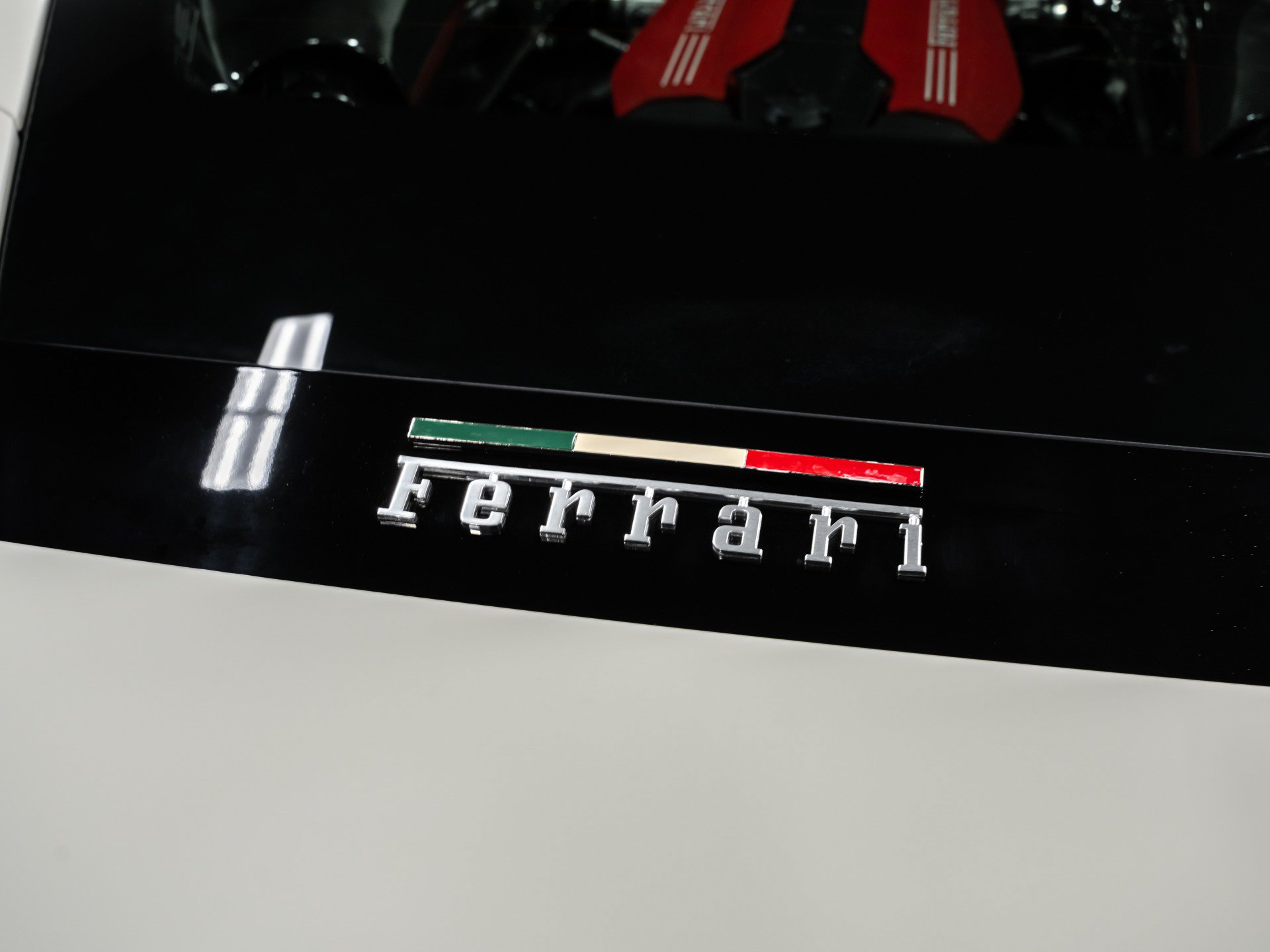 Used 2016 Ferrari 488 GTB RWD image 25
