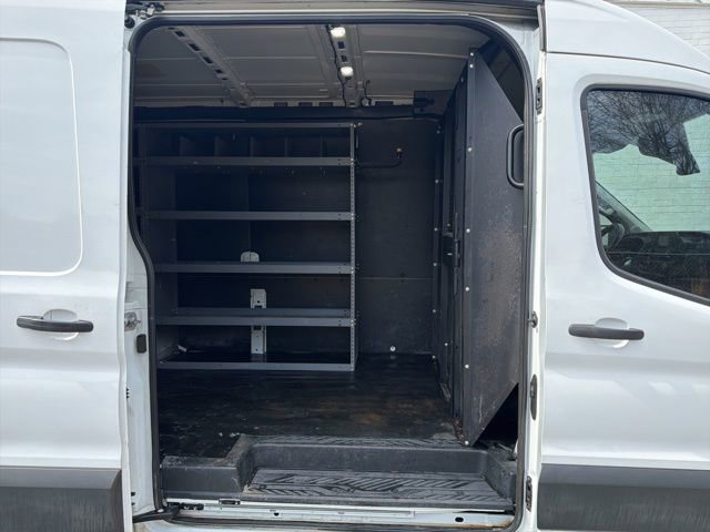 Used 2020 Ford Transit 250 Medium Roof w/ Load Area Protection Package image 9